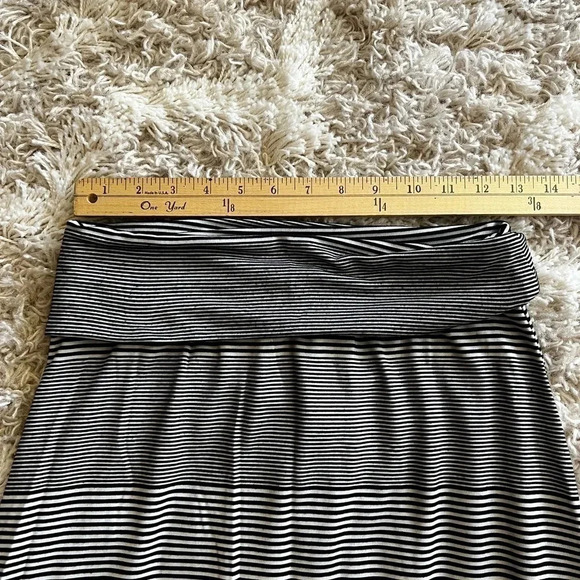 Max Studio maxi skirt - Picture 5 of 6